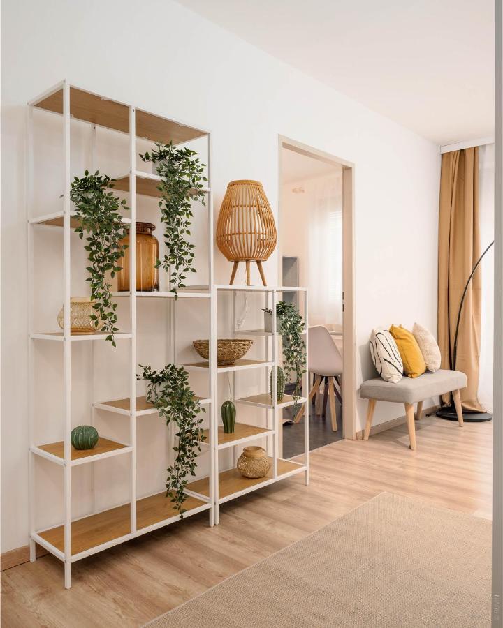 King Bed Home, Next To Akh Michelbeuern Vienna Esterno foto